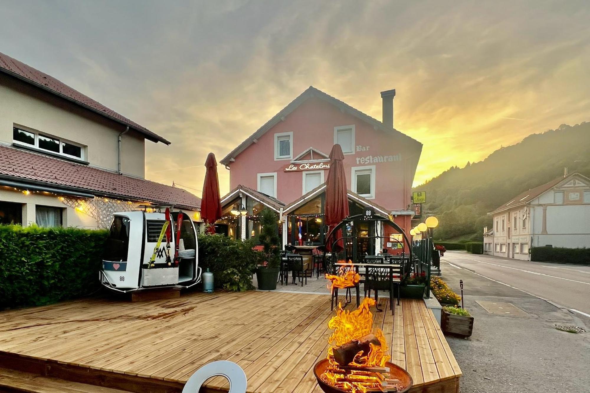 Logis Hotel, Chalets Et Restaurant Les Chatelmines La Bresse Luaran gambar